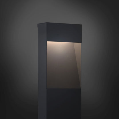 MEDIUM BLOC - Contemporary, designer exterior path light in high durability colors